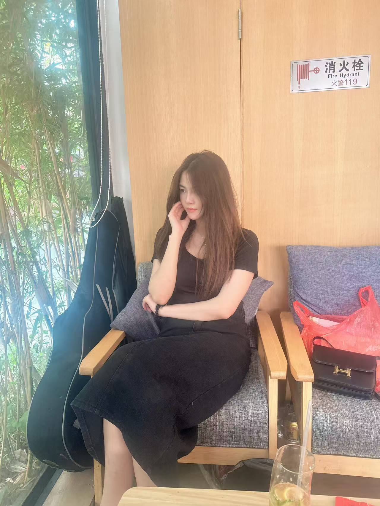 人照合一美女身材倍棒,日式加莞式服务很好